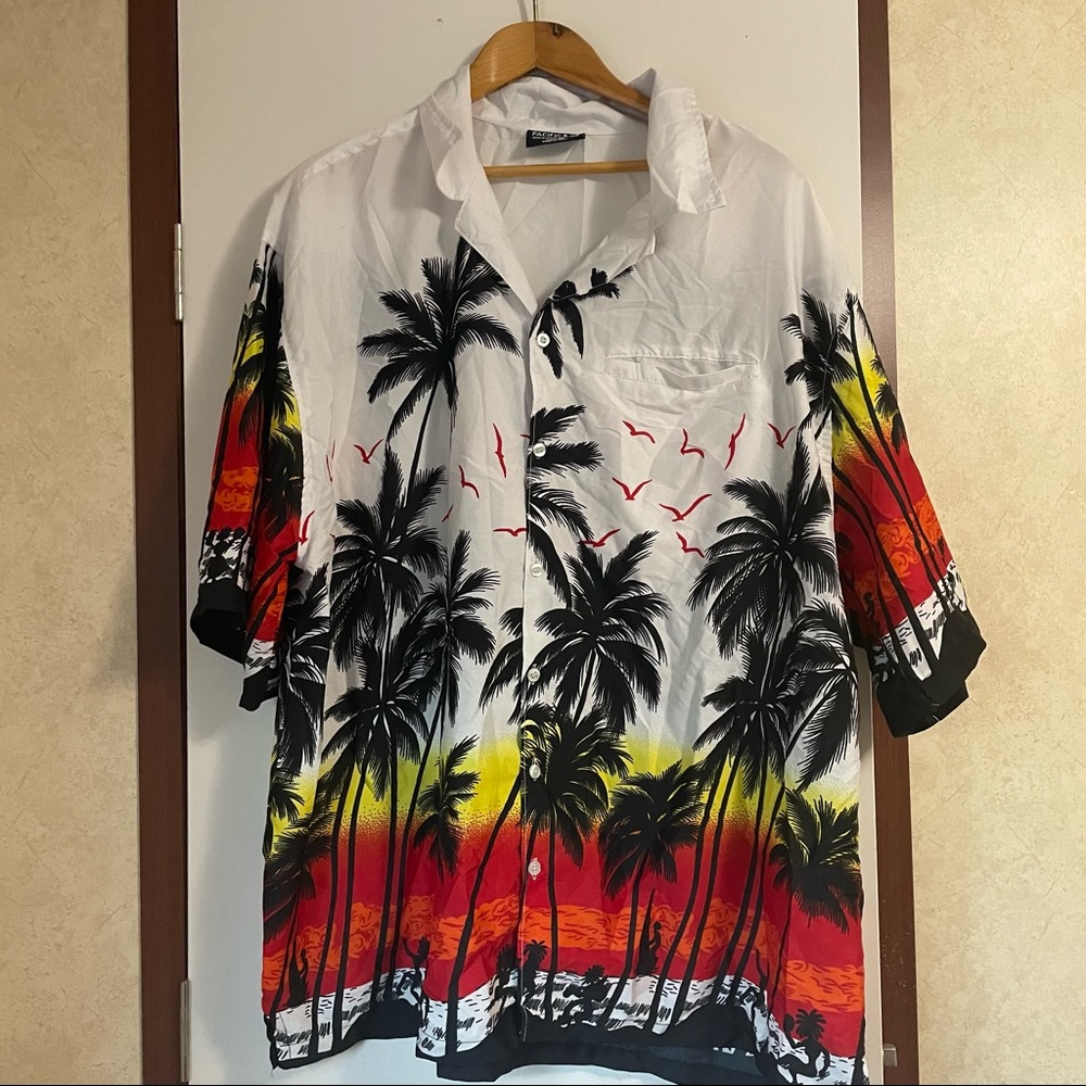 Pacific and Co mens hawaiian shirt